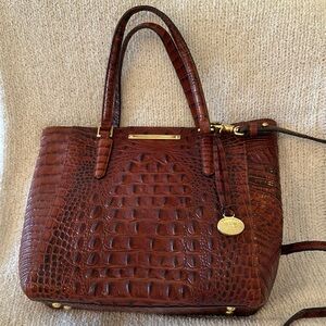 Brahmin purse with detachable strap